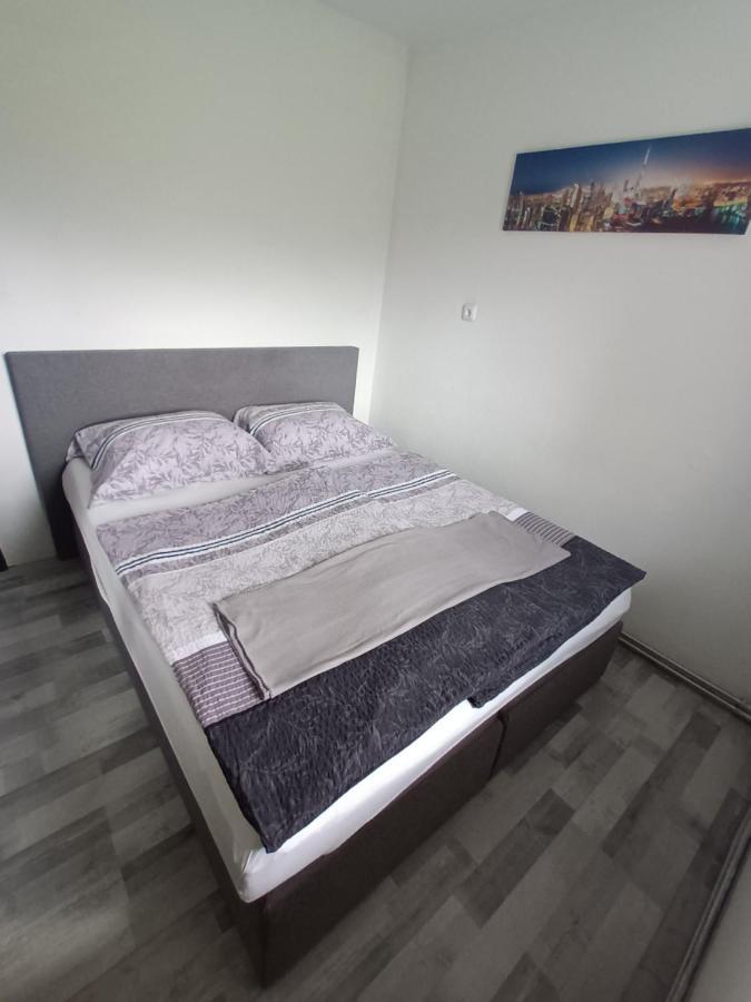 Apartment Alpina Кирхдорф-ан-дер-Кремс Экстерьер фото